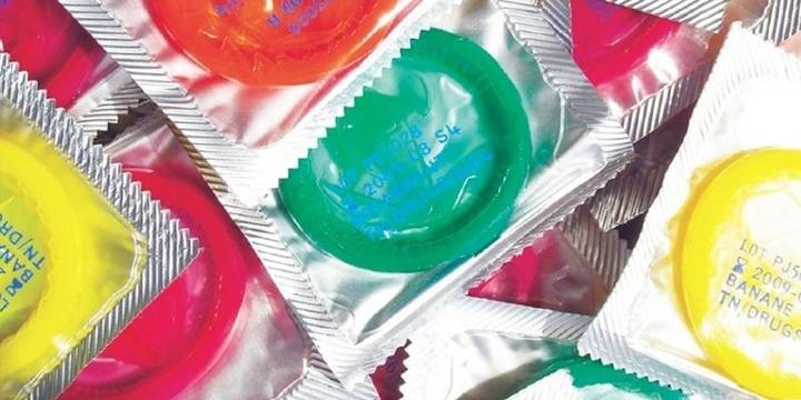 Vender 800.000 preservativos en mal estado hace que dos guadalajareños acaben detenidos