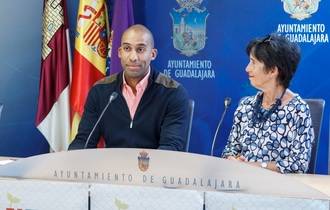 La 20ª edición de los Viernes de los Cuentos recupera las dos sesiones de las de antes y el estreno mundial del espectáculo La Poesía Anda por las Calles