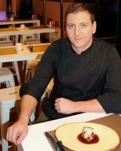 El alcarreño Carlos Gumiel del Aurum Gastrobar, elegido finalista entre 500 aspirantes para conseguir la Mejor Tapa de España