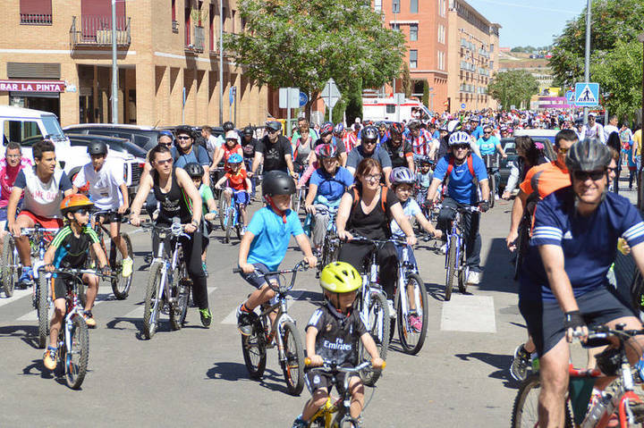 Imagen de archivo del Día de la Bici. Fotografía: Álvaro Díaz Villamil/ Ayuntamiento de Azuqueca de Henares