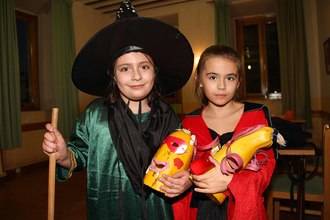 Taller de calabazas, degustación de 'Puches' y juegos tradicionales en la festividad de Todos los Santos en Pareja