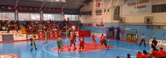Al Isover Basket Azuqueca le tembló el pulso y no supo ganar el derbi