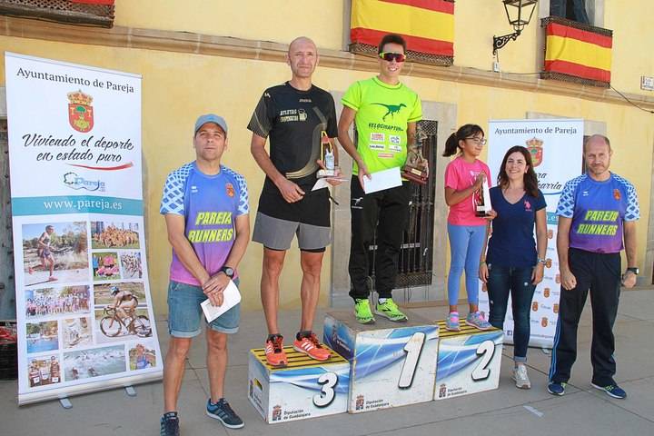 Javier Rosado vence en la III edición de la Carrera Lago de Pareja 