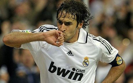 Ordenan el embargo de 9,32 millones de euros a Raúl, ex jugador del Real Madrid