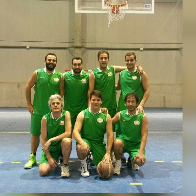 Historico primer partido de un equipo senior de Baloncesto de Sacedón