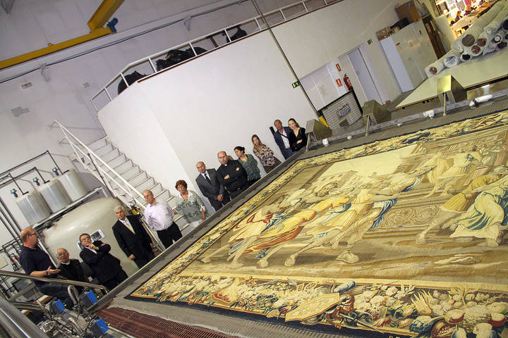 En marcha la restauración de la segunda serie de tapices flamencos de la catedral de Sigüenza