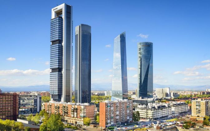 Amancio Ortega compra la Torre Cepsa por 490 millones de euros