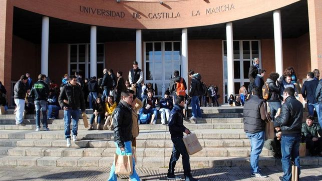 El PP exige a Page que invierta 140 millones de euros en la UCLM “para no asfixiar la institución universitaria”