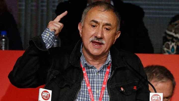 Vaya jeta : UGT presenta un ERE con 