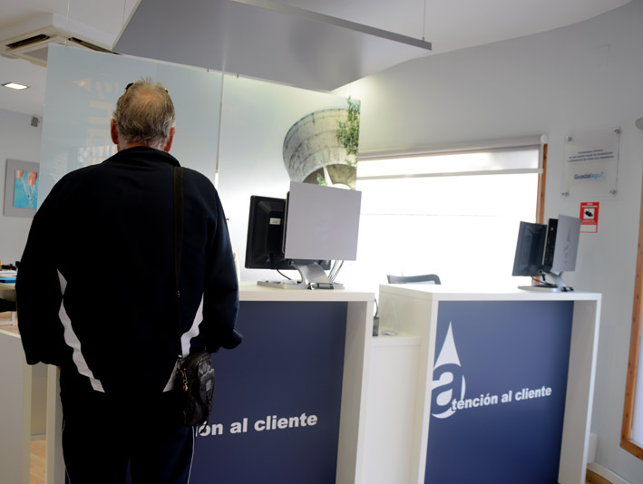 Entra en vigor el horario de invierno en la oficina de atención al público de Guadalagua