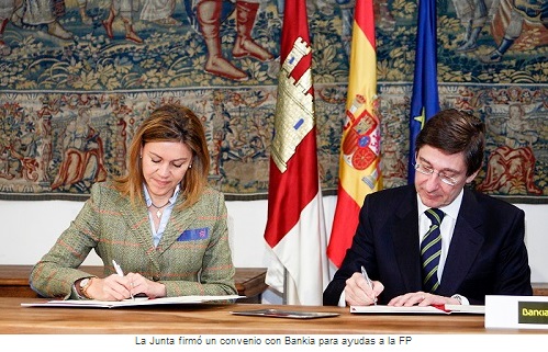 La Junta firmó un convenio con Bankia para ayudas a la FP